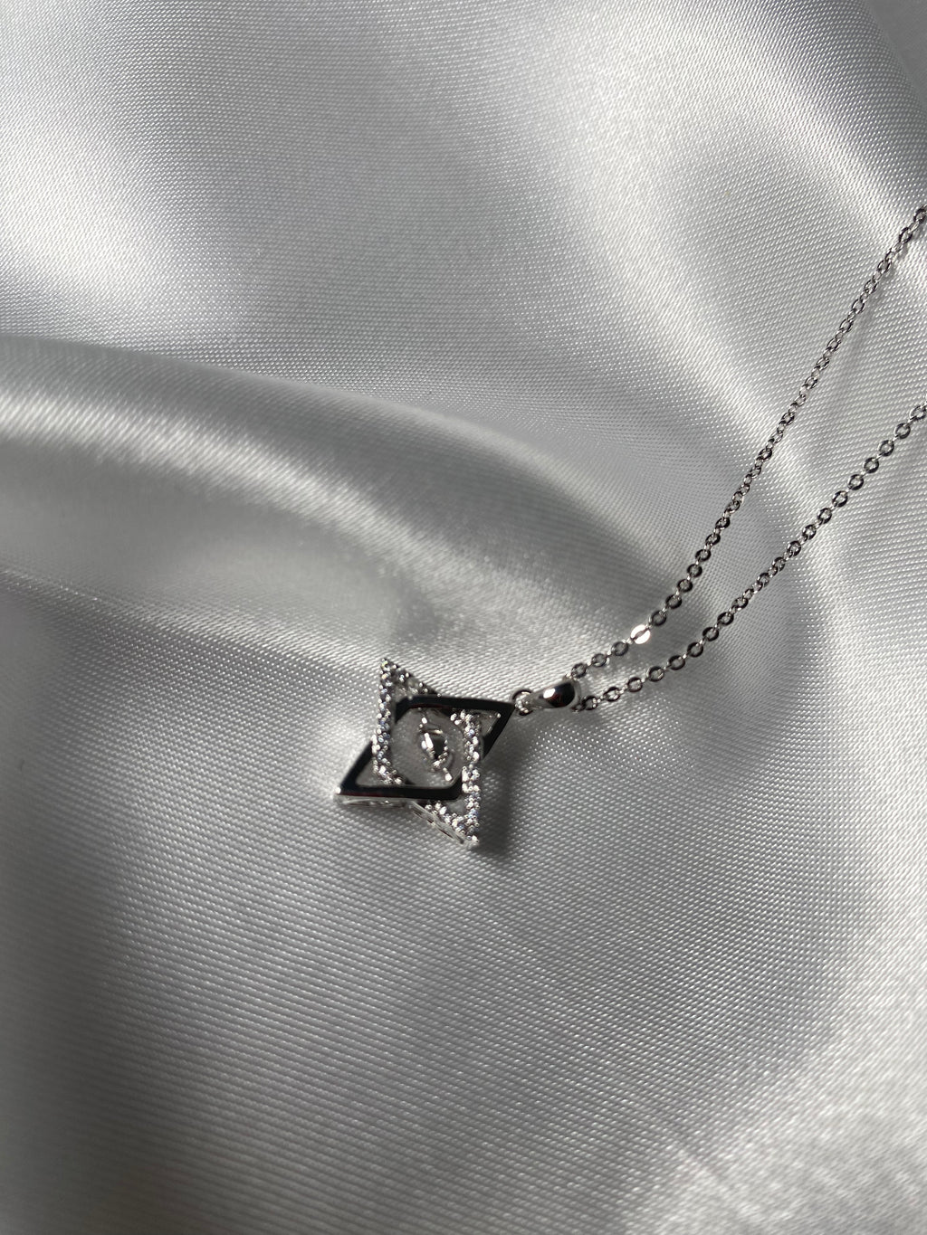 Collana Nova