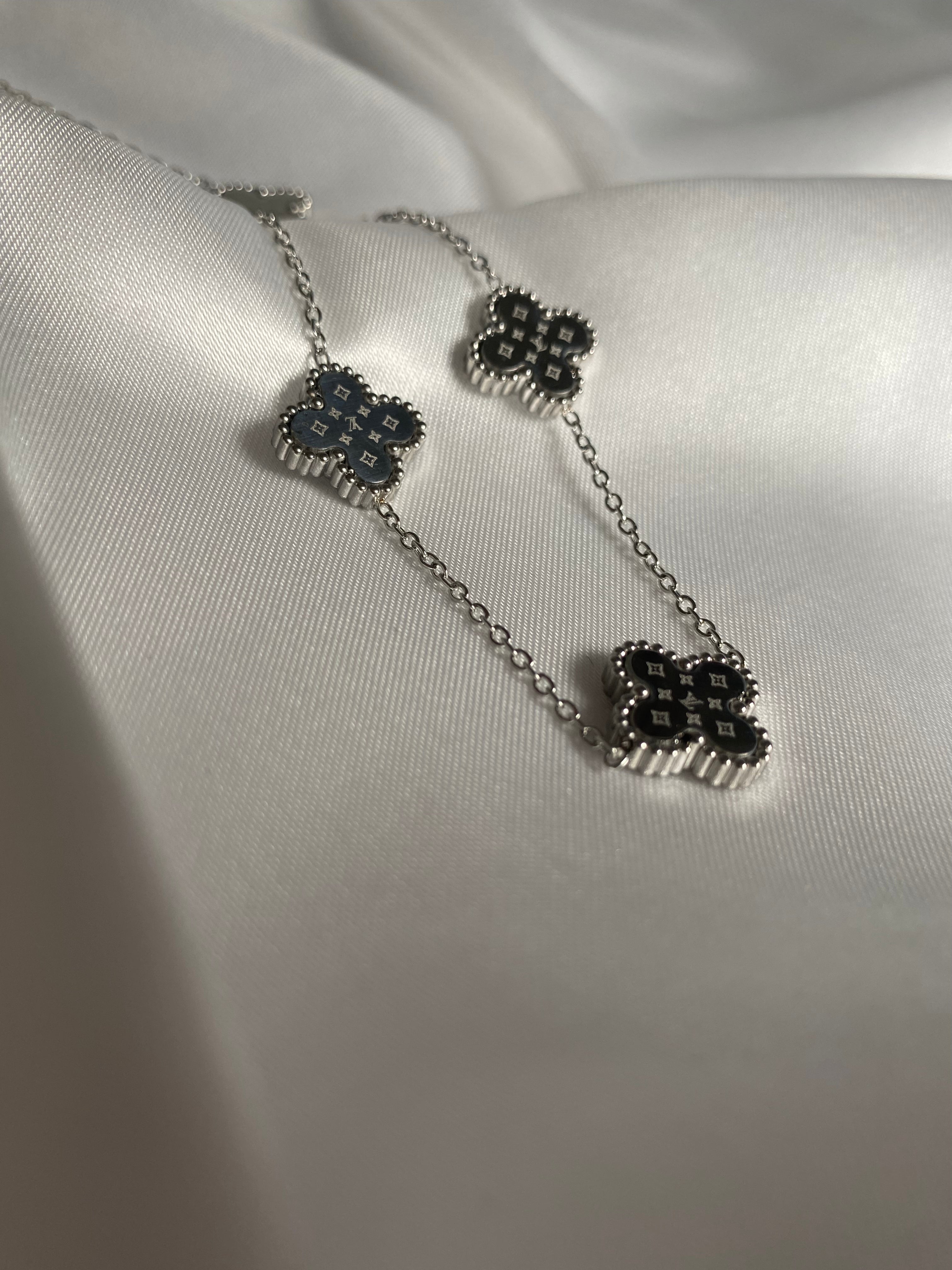 Collana Felicia Argento