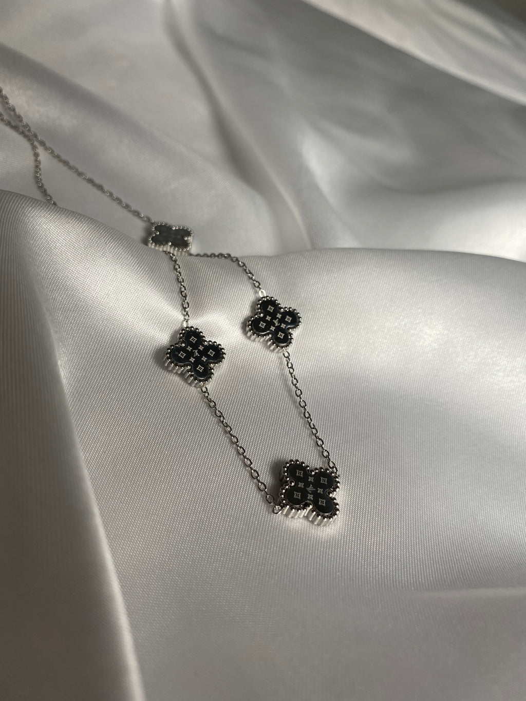 Collana Felicia Argento