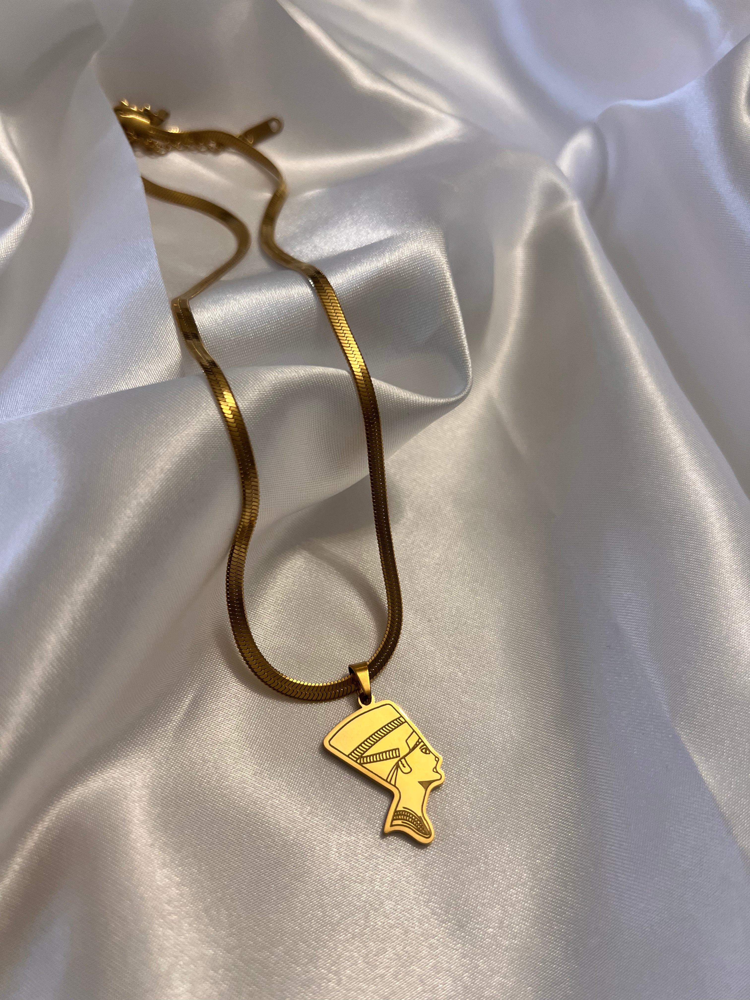 The Nefertiti Icon Pendant